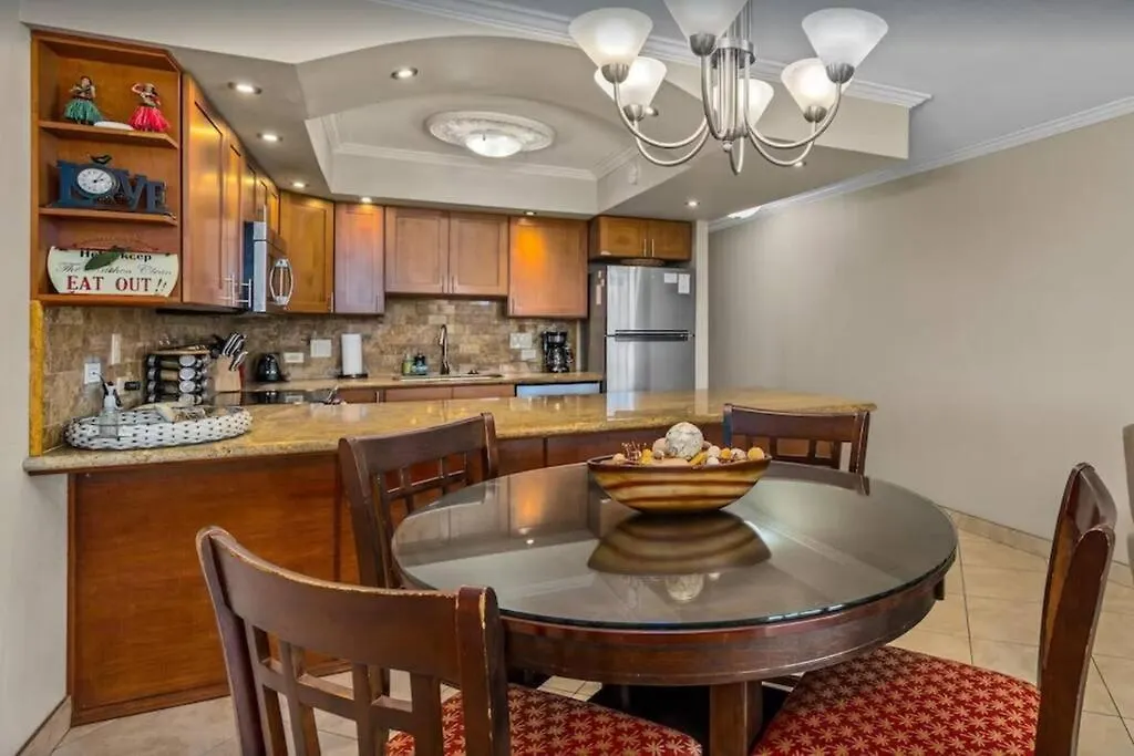 Kamaole Sands 2-306- Kamaole Sands Spacious, Updated, And Oceanview! Wailea  0*, Wailea (Maui)
