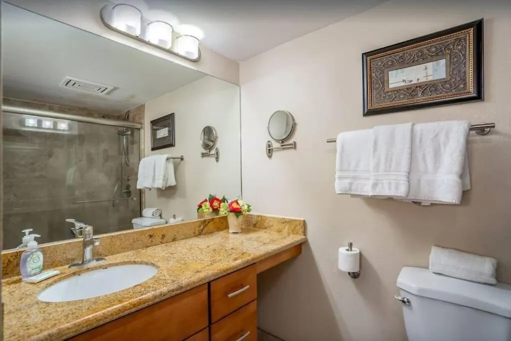 Kamaole Sands 2-306- Kamaole Sands Spacious, Updated, And Oceanview! Wailea  0*, Wailea (Maui)